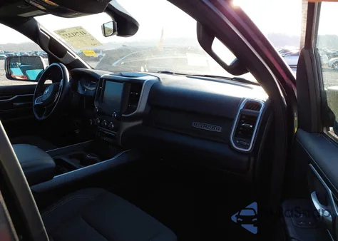 2022 Ram 1500 Big Horn/Lone Star z USA, uszkodzony, nr VIN 1C6SRFBT6NN159941